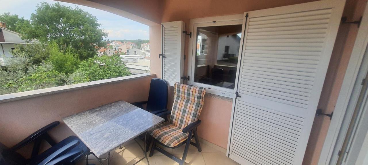 Apartments Ivanka G Malinska Zewnętrze zdjęcie