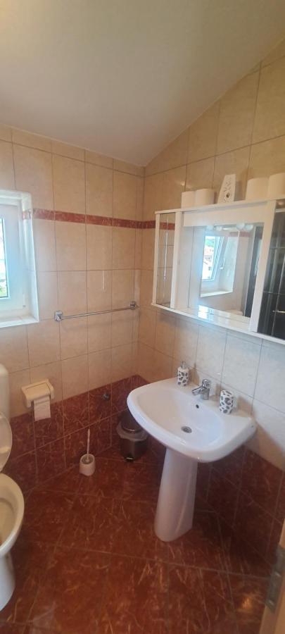 Apartments Ivanka G Malinska Zewnętrze zdjęcie